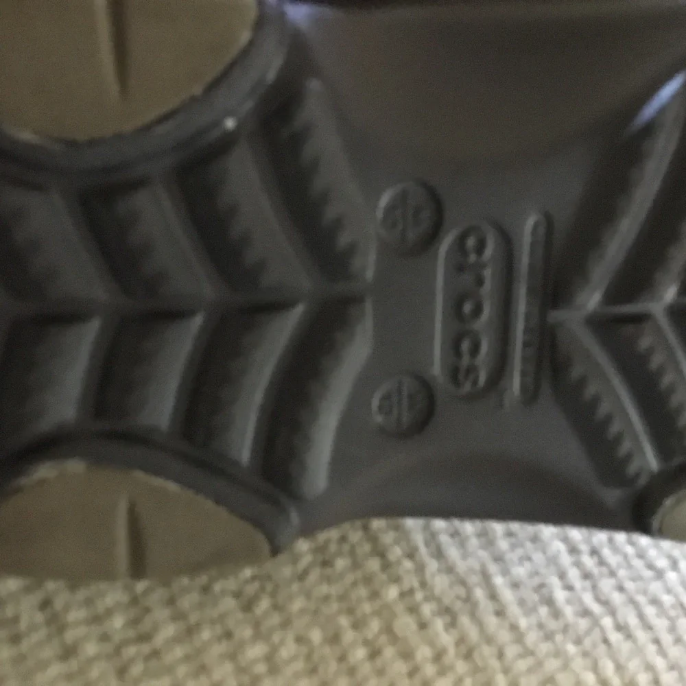 CROCS Terrain Clog Mens size  10